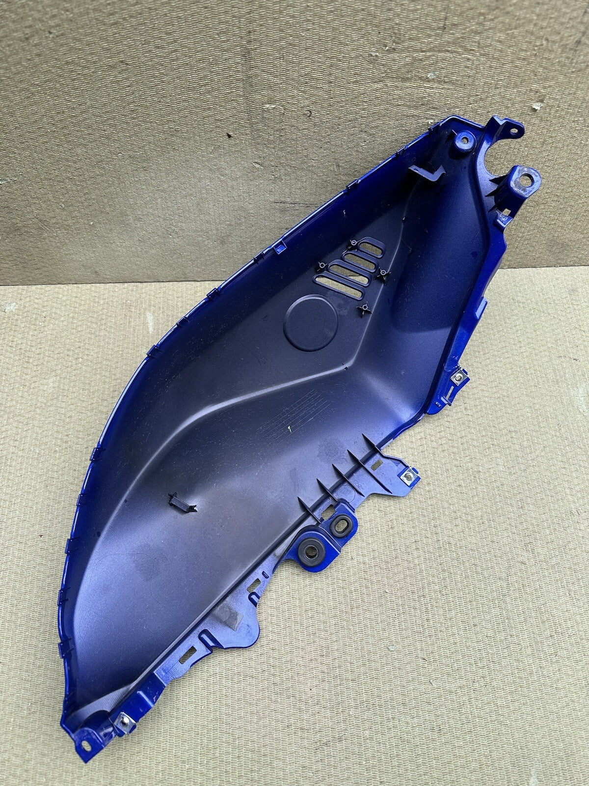 Yamaha Yzf R7 Yzf690 2022 - 2023 Left Side Fuel Tank Cover Fairing R7 Fairing