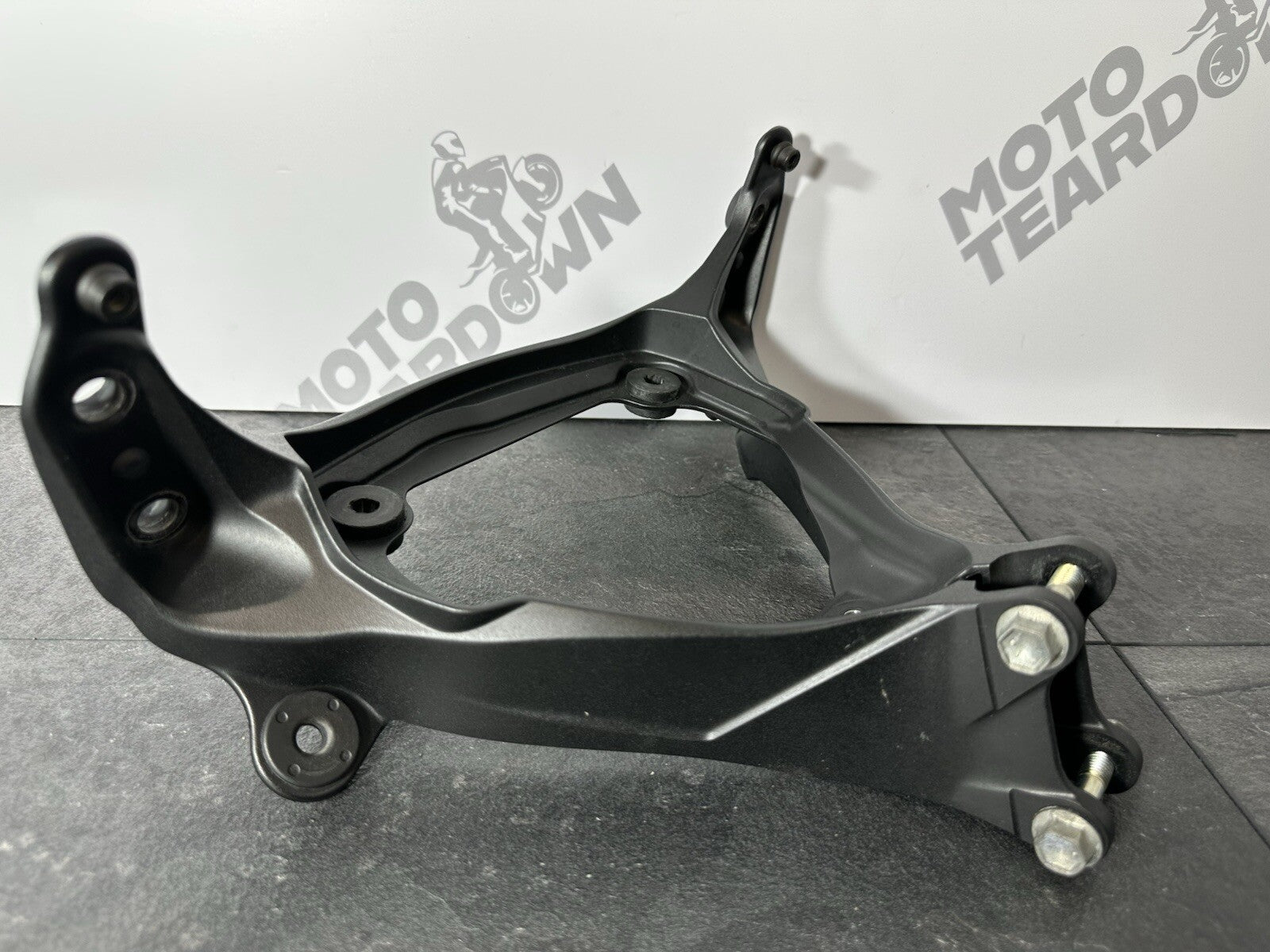 Suzuki GSXR 1000 2014 Clock Stay Speedo Bracket 22774 Miles 2009-2016 OEM