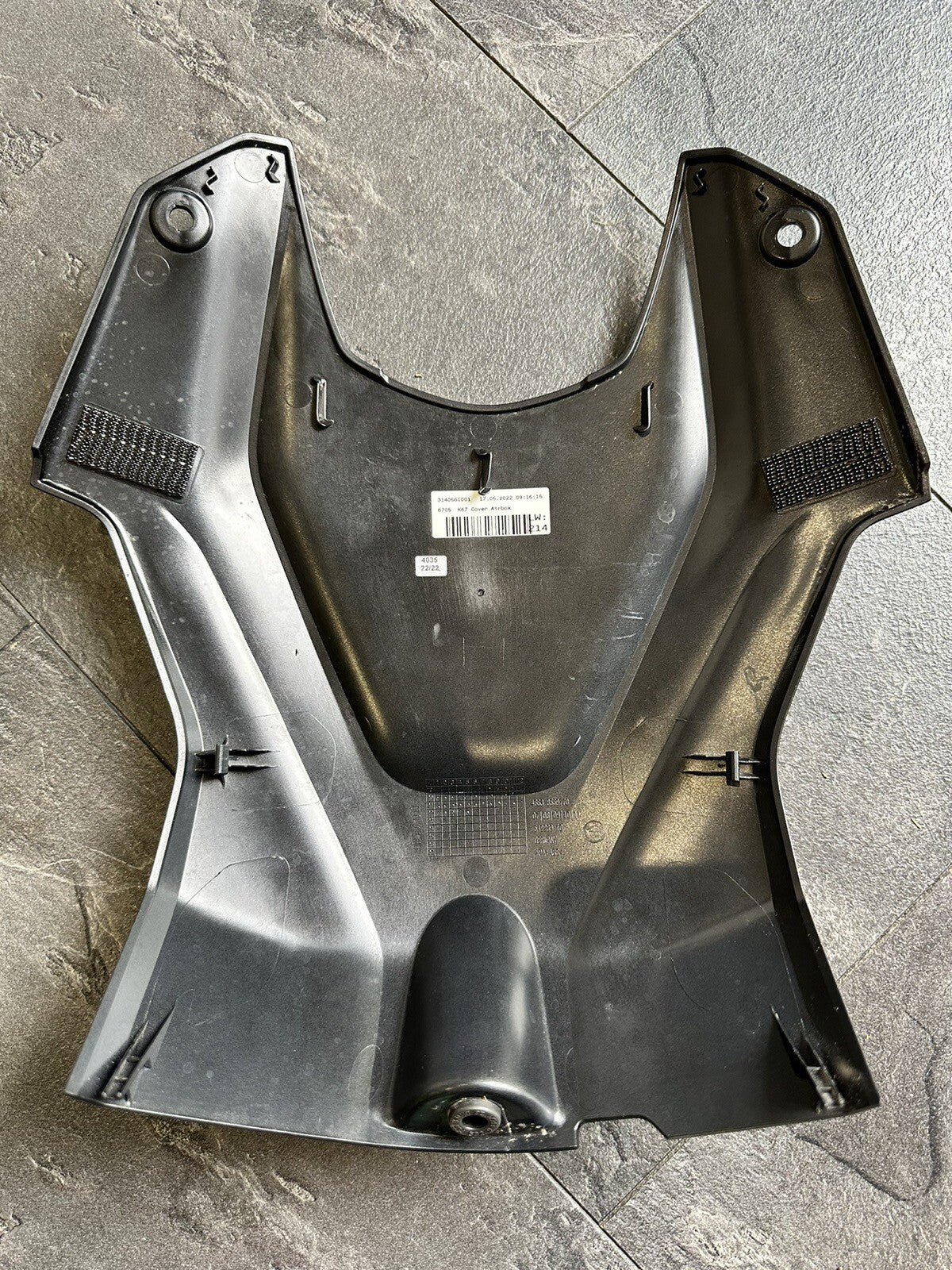 BMW S1000RR 2023 Tank Front Fairing Panel Cover 2019-2022 Gen 4 OEM J43386