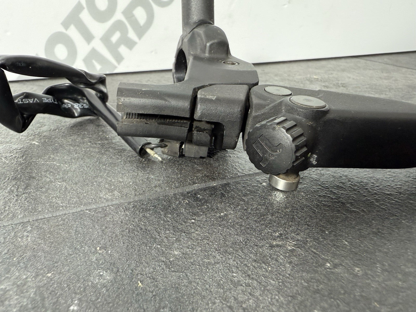 036f3a0c-4949-40c4-85e8-1206eaa2c06b