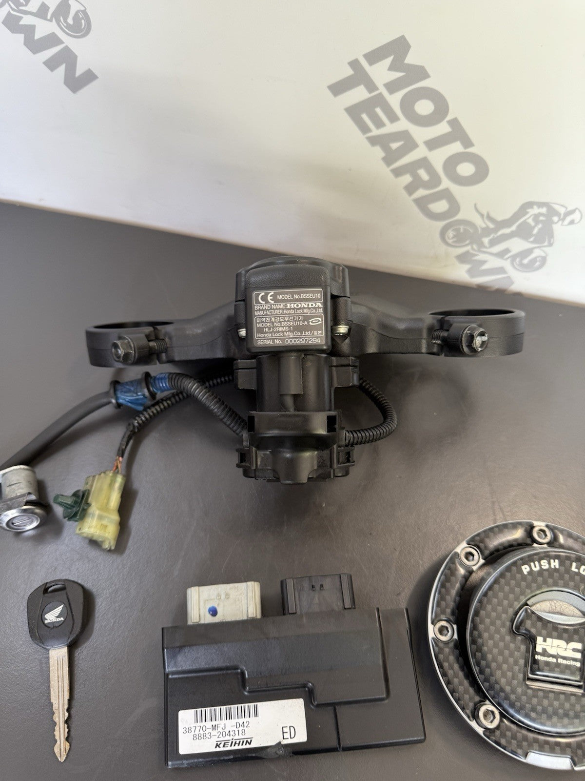 d73b036b-f79d-47a1-8ddf-b65448c4466a