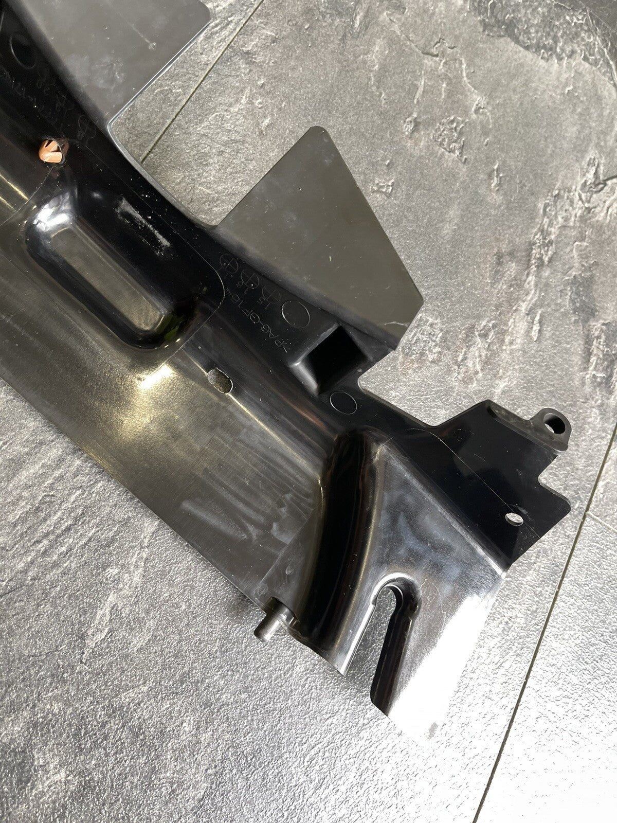 Suzuki GSXR 1000 2017 Engine Splash Guard Rad 2018 AL7 2017-22 Only 5129 Miles
