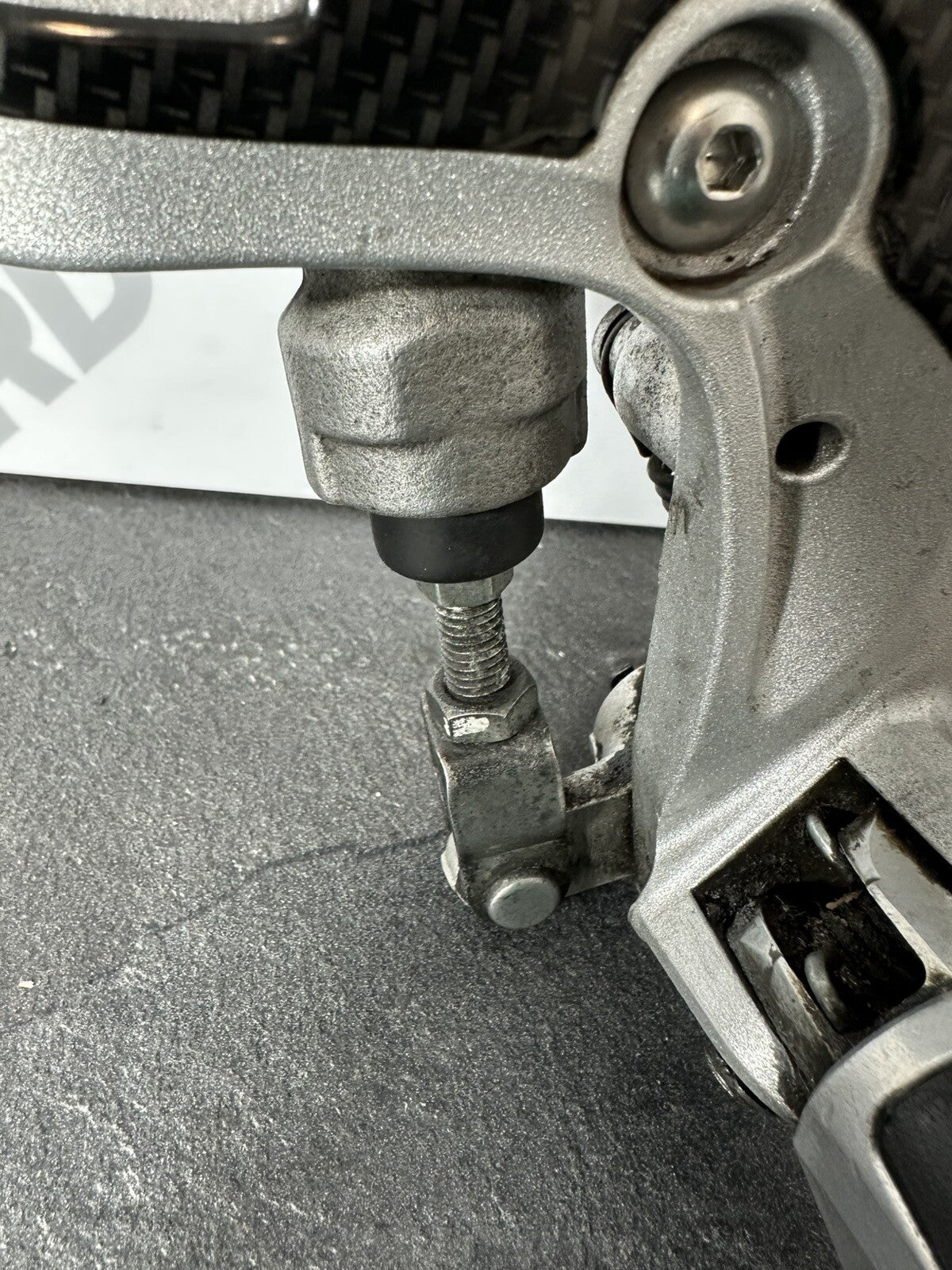 Suzuki GSXR 1300 2016 HAYABUSA Right Rearset Footrest Rear Brake 18408 Miles OEM