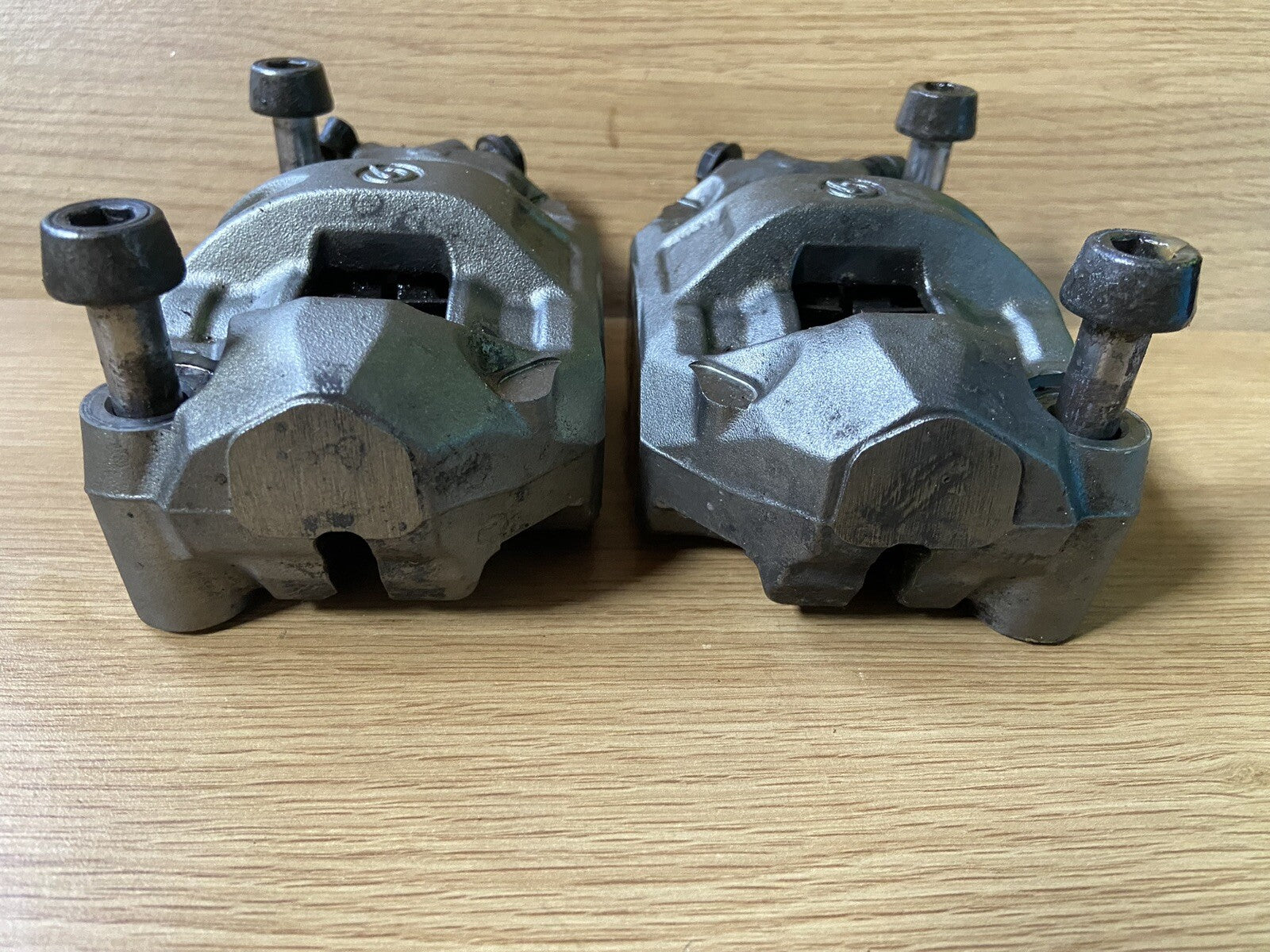 Triumph Street Triple 765 RS BREMBO FRONT BRAKE CALIPERS Brembo Monobloc M50 OEM