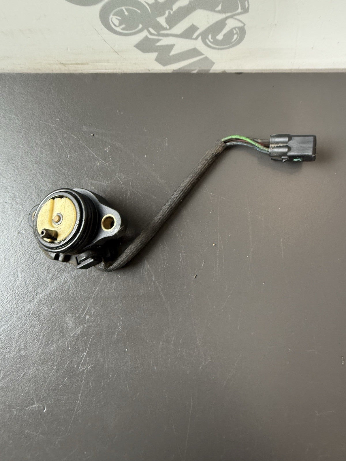 Triumph Daytona 675R Speed Sensor Engine Speed Sensor 2013-2016 Speed Sensor OEM