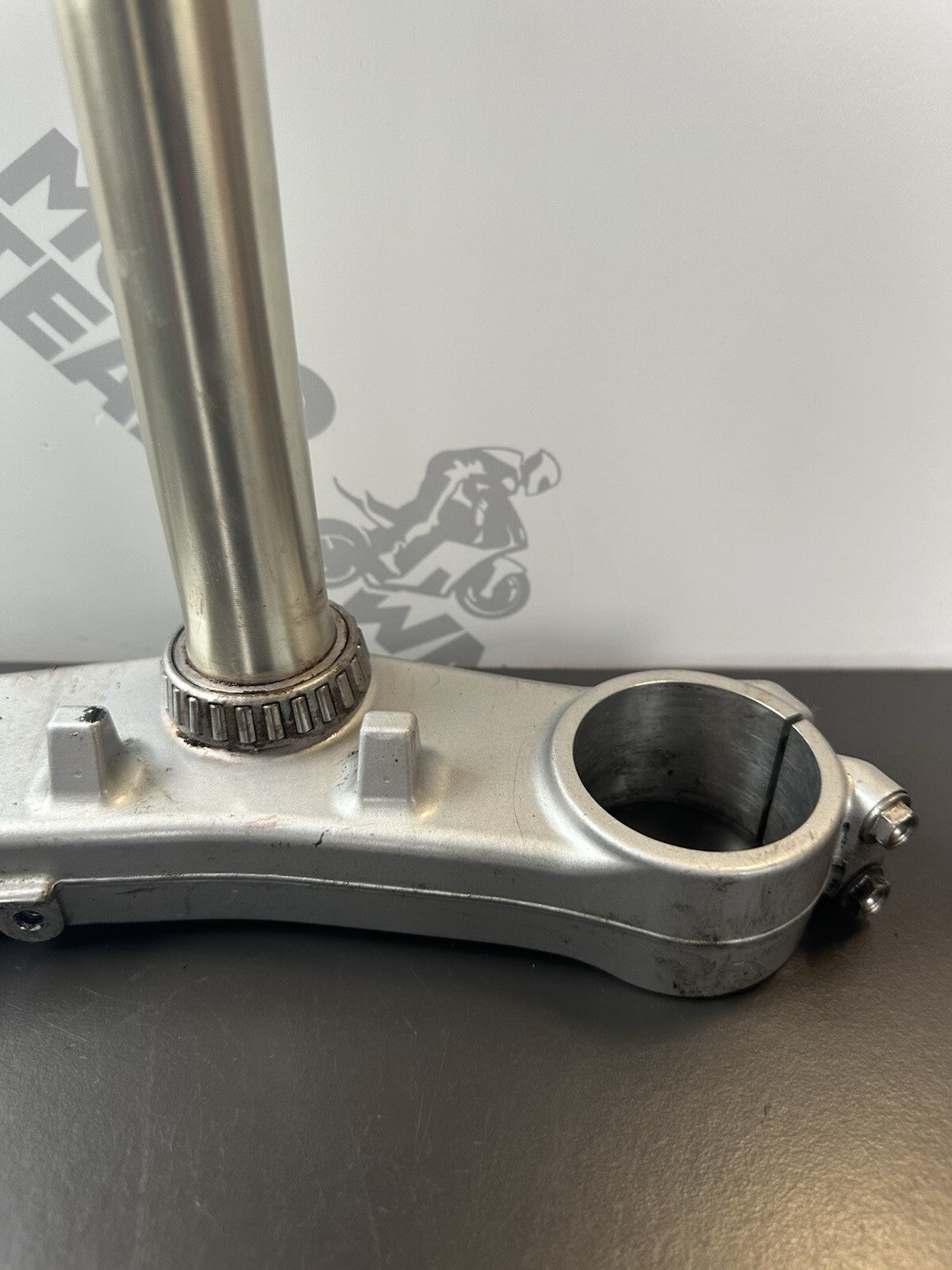 HONDA CBR1000RR FIREBLADE BOTTOM YOKE LOWER FORK CLAMP 2008-2011 CBR1000 RR OEM