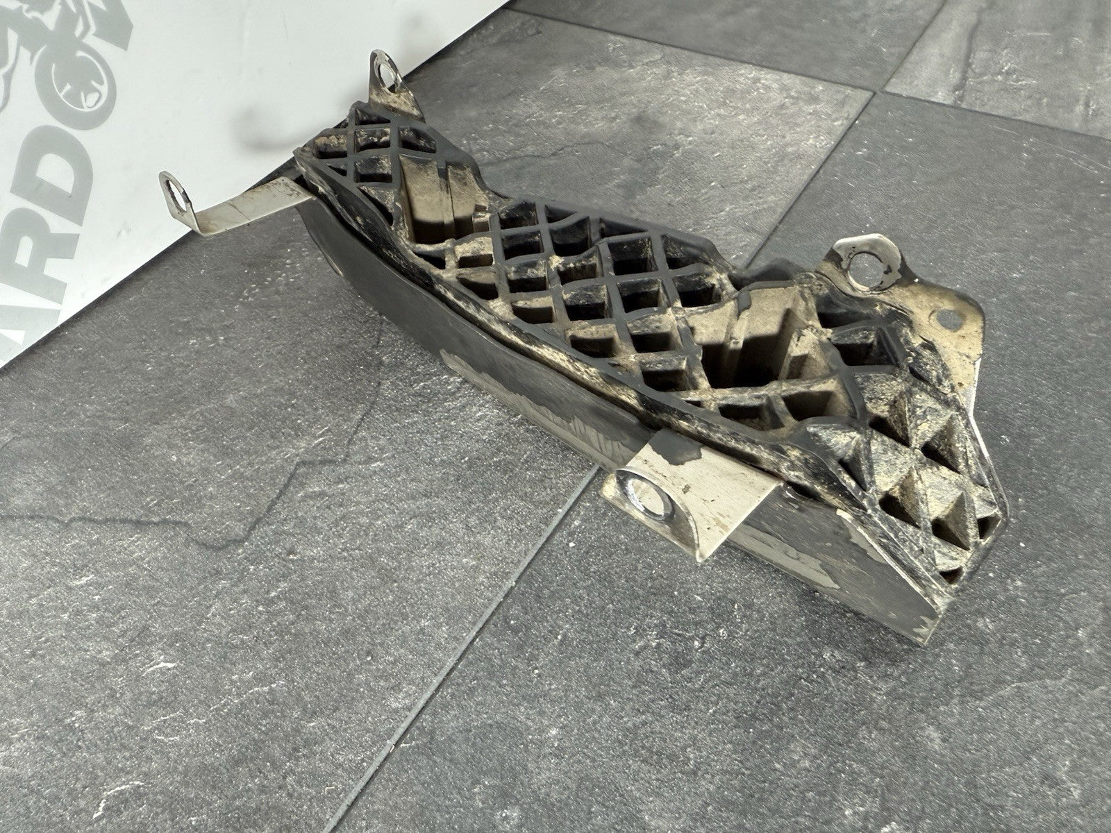 90e2484d-da2d-4b70-9a99-560420a2ae0d