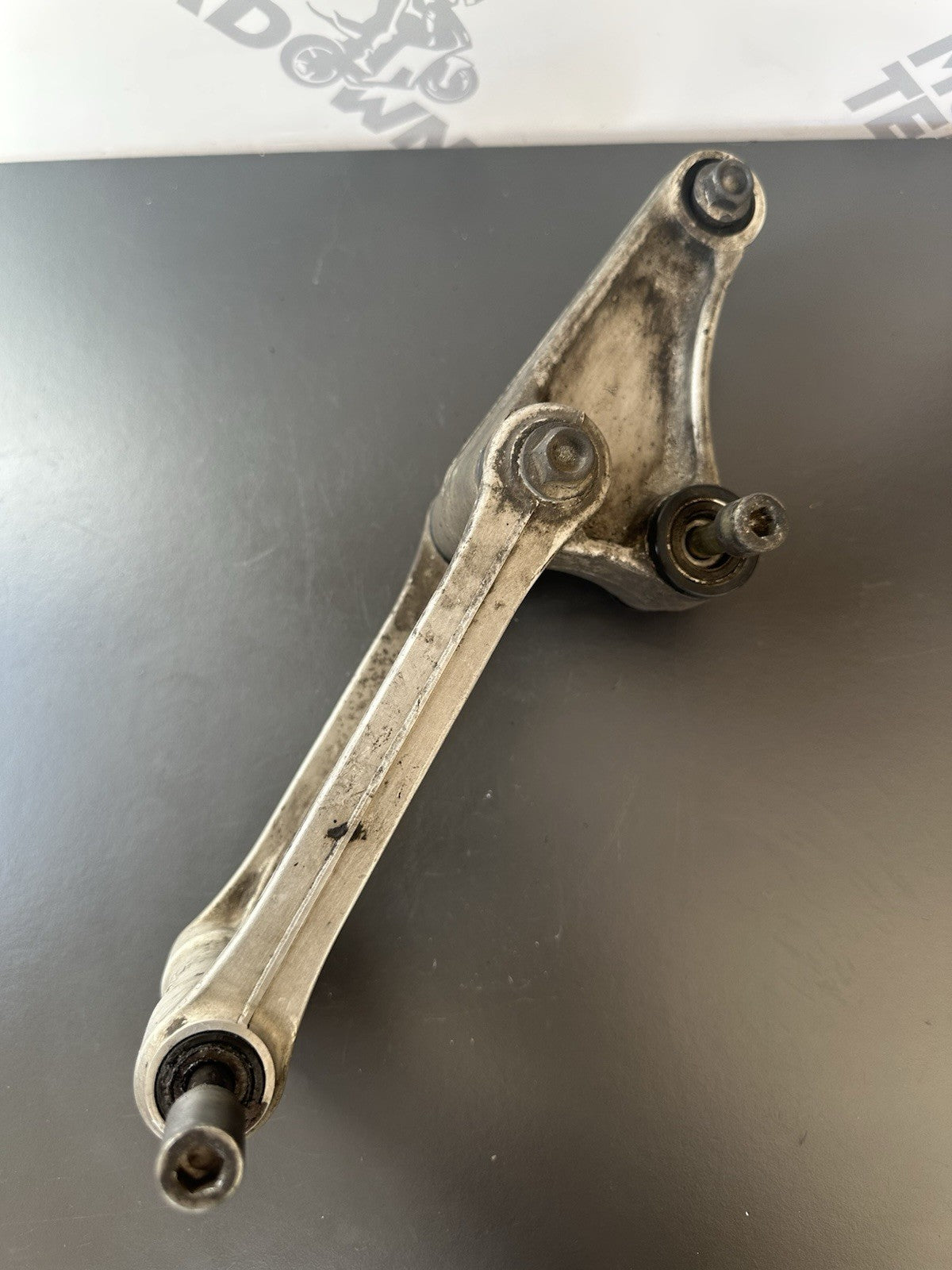 Honda CBR 1000 RR 2004 2005 Rear shock bottom linkage rod 52465-MEL-000 OEM