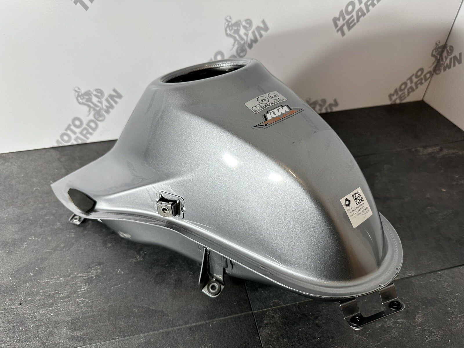 KTM 790 Duke 2020 Fuel Tank Petrol Tank Silver 3766 Miles 2018 2019 OEM *UK ONLY