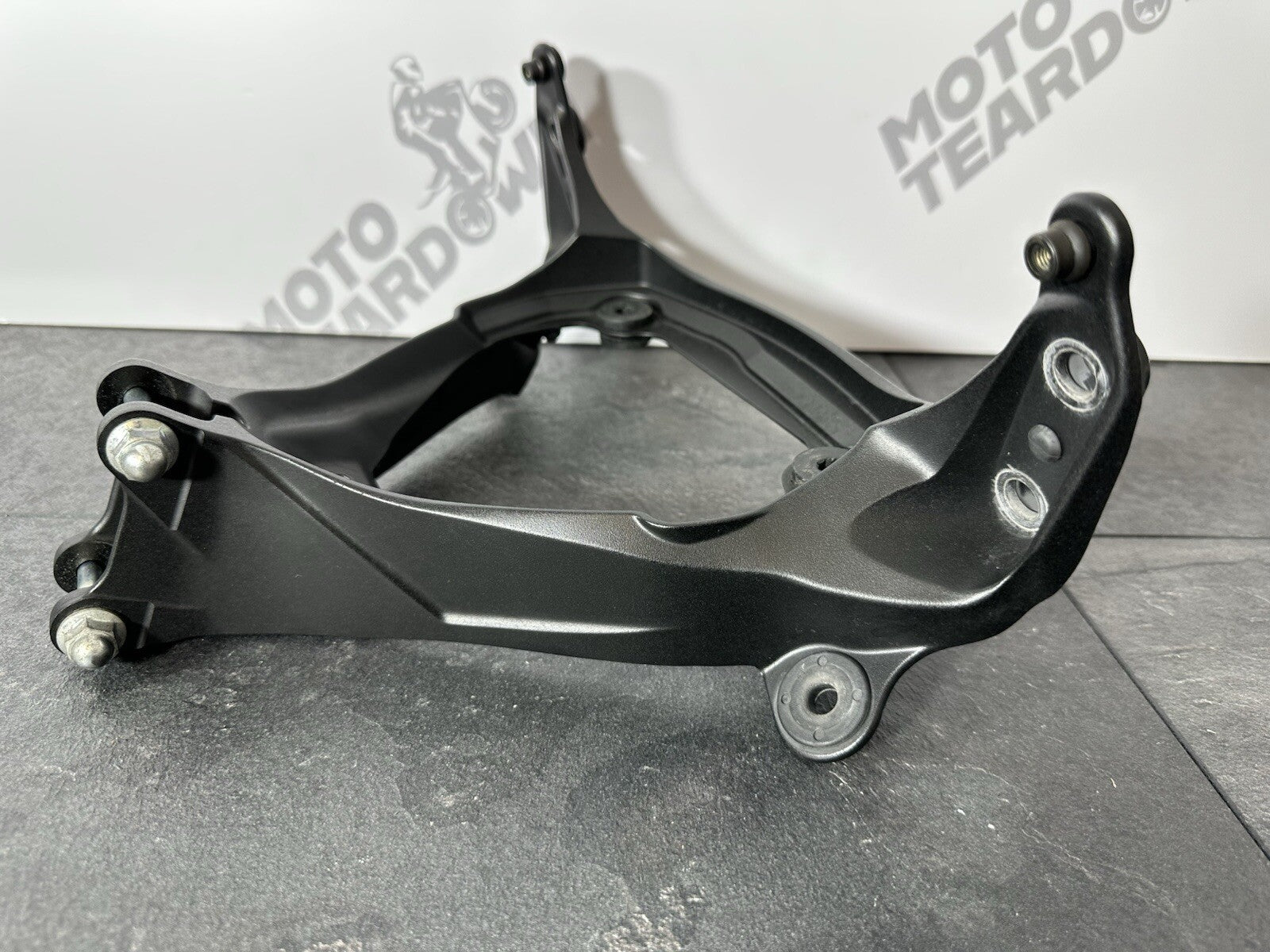 Suzuki GSXR 1000 2014 Clock Stay Speedo Bracket 22774 Miles 2009-2016 OEM