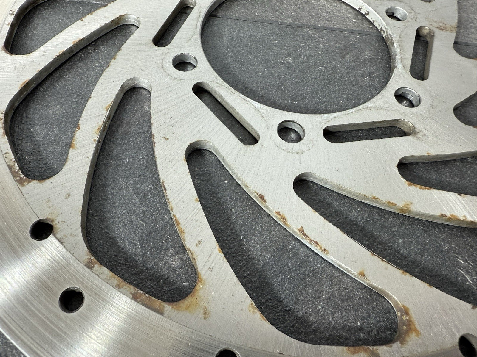 c4643ab9-d889-4f2f-8a93-c9bcd553f762