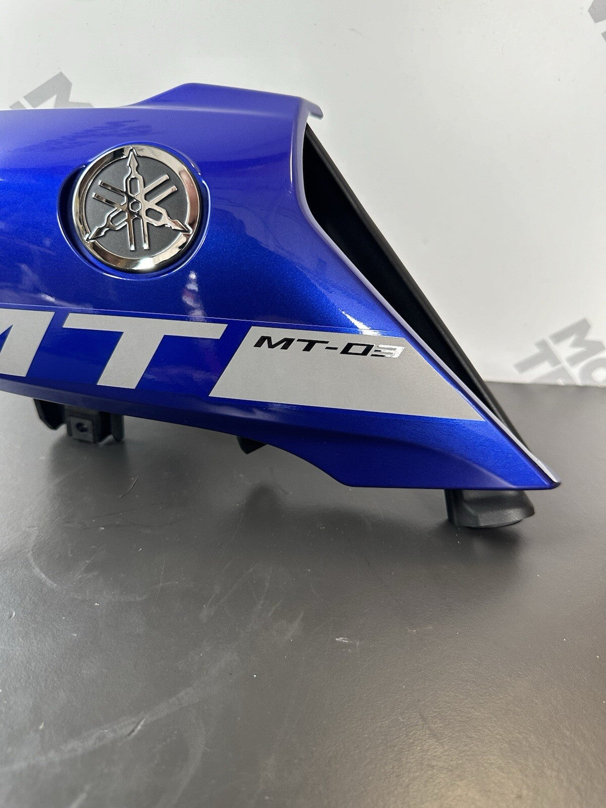 YAMAHA MT03 Right AIR DUCT FAIRING PLASTIC RIGHT MT 03 Right Air Duct Fairing