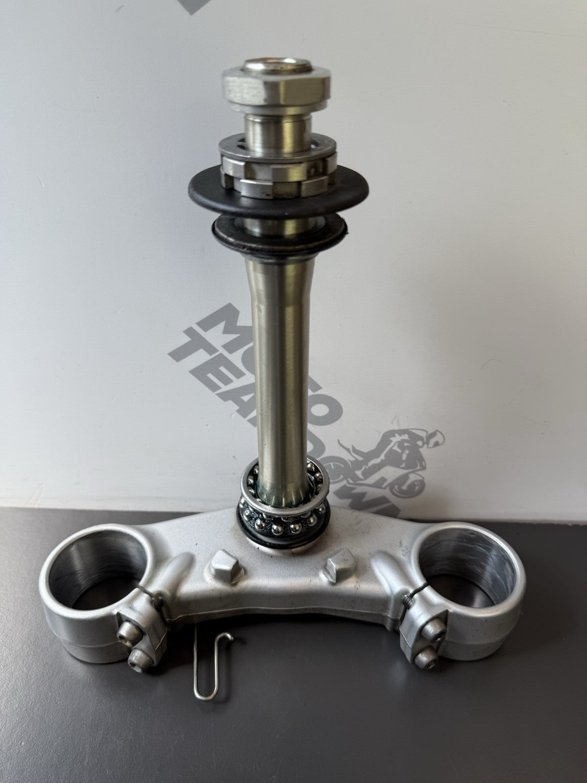 TRIUMPH STREET TRIPLE 675R Lower Yoke Bottom Clamp Lower Fork Clamp - T2044131