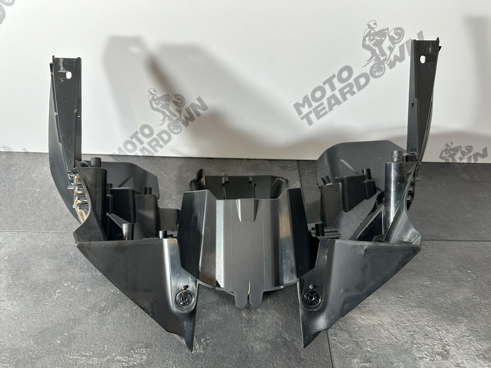 Yamaha R7 690 2024 Front Inner Nose Cone Upper Fairing 1784 Miles 2022 2023