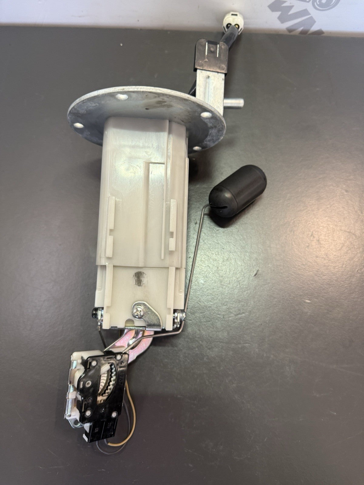 09c7d4cc-3ff4-4dba-bff5-5387d700787c