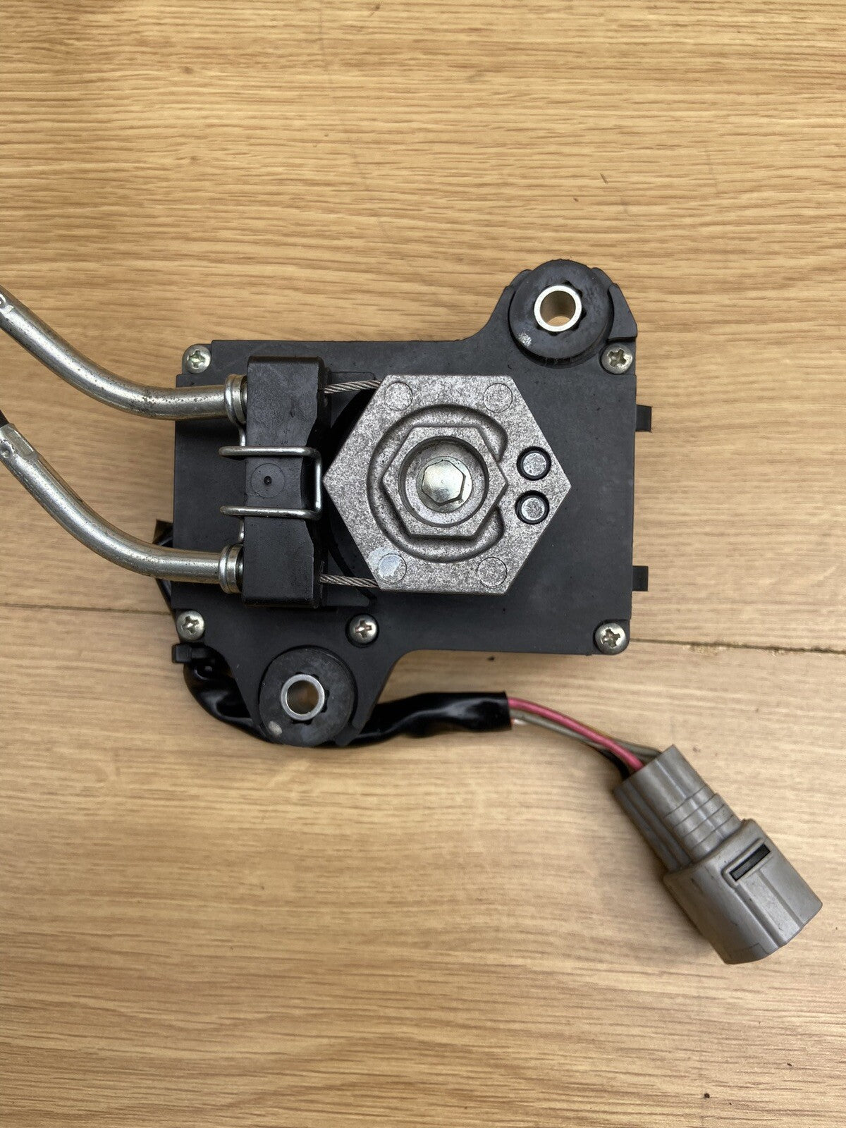 SUZUKI GSXR 600 750 Exhaust Actuator L1-L7 Exhaust Actuator 2011-2017 OEM