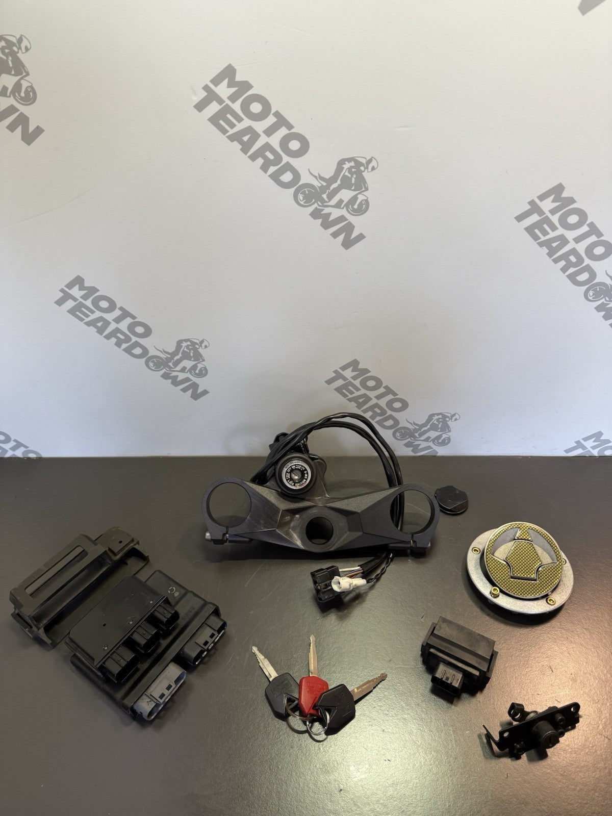 d73e74c5-5ad8-4f01-93f9-25f44aaf7a84