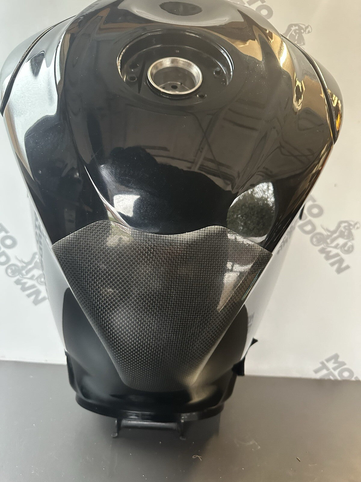 Suzuki GSXR600 GSXR750 Petrol fuel tank 2011 - 2016 GSXR 600 750 L1-L6 UK ONLY