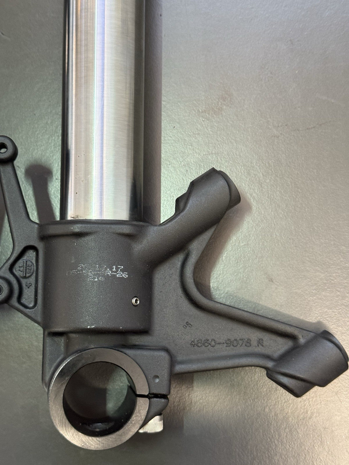 6d994950-a254-42b8-bbf2-950c4f0482a8