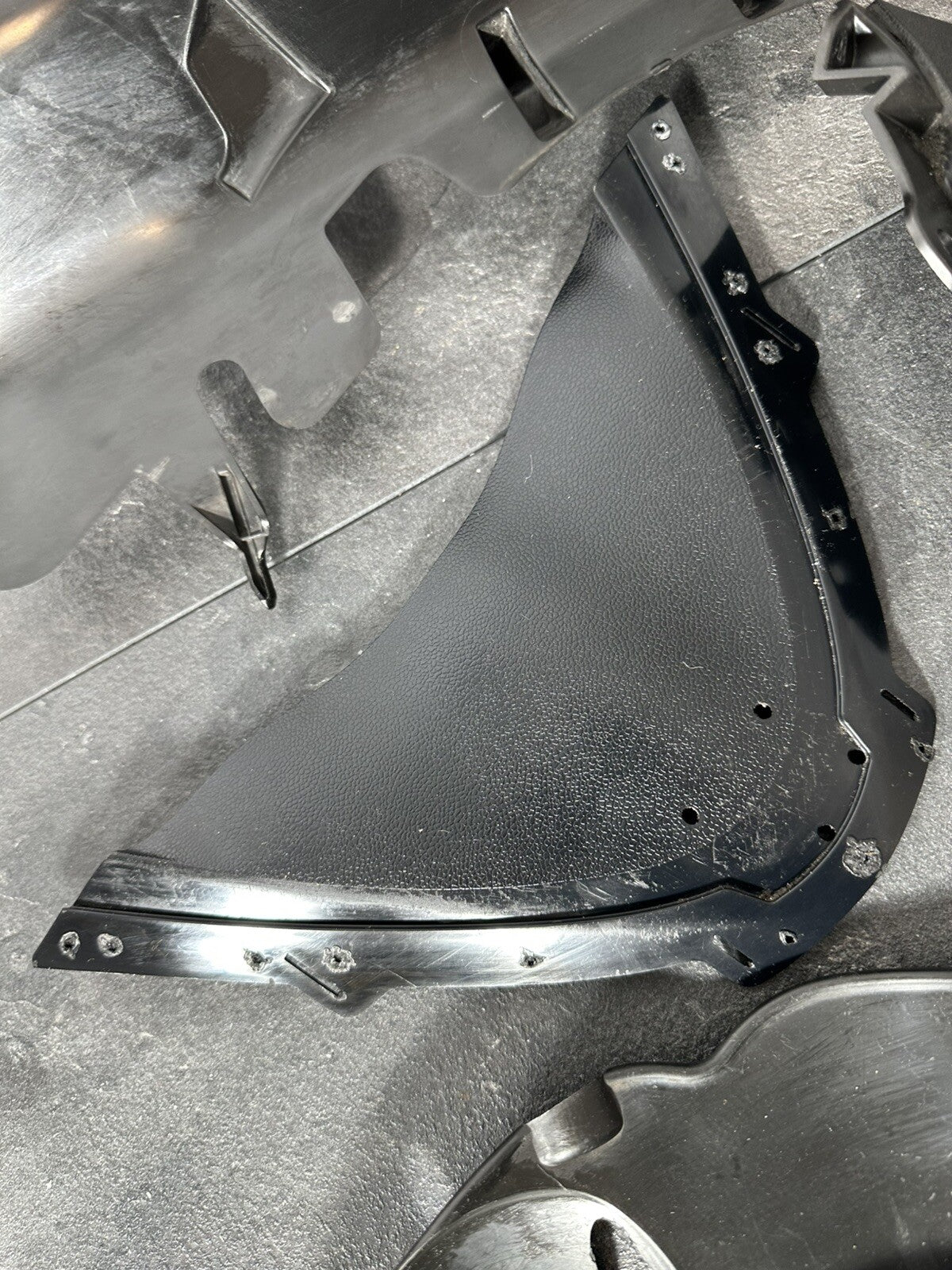Suzuki GSXR 1300 2016 HAYABUSA Splash Guards Panels Heat Shield 18408 Miles OEM