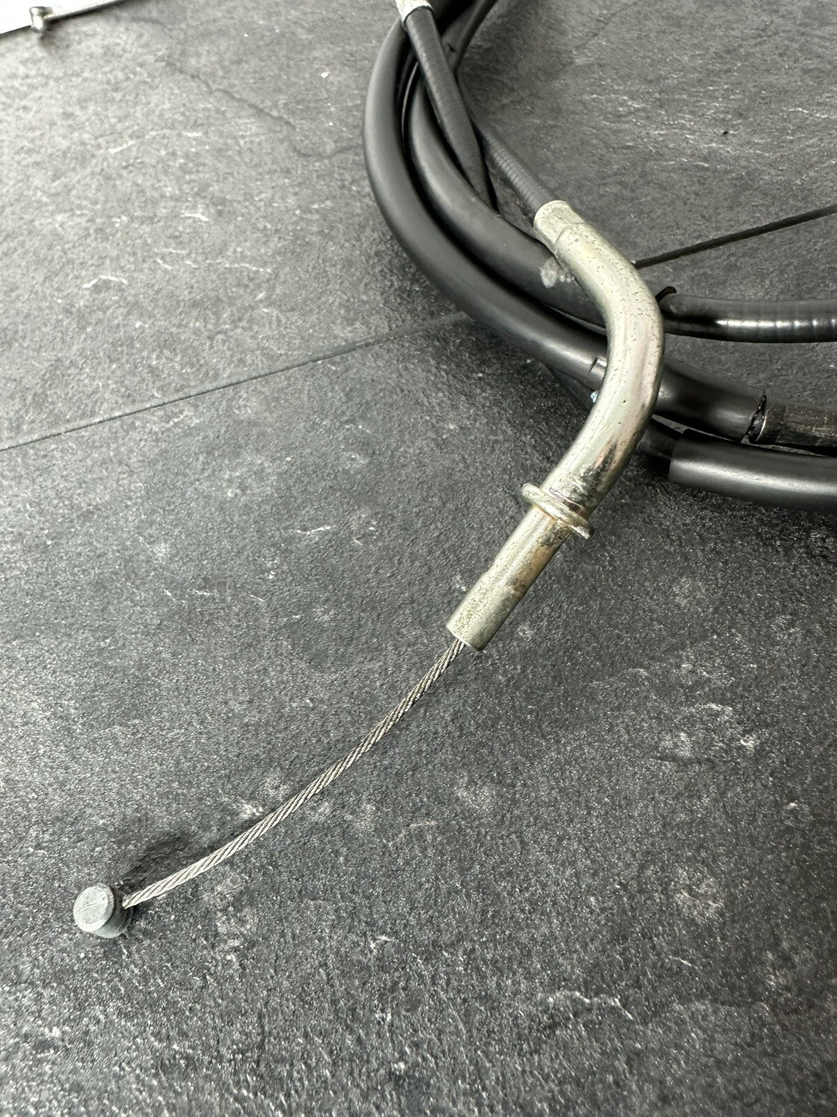 Kawasaki Z800 2016 Throttle Cables Accelerator Cable 12691 Miles 2013-2018 OEM