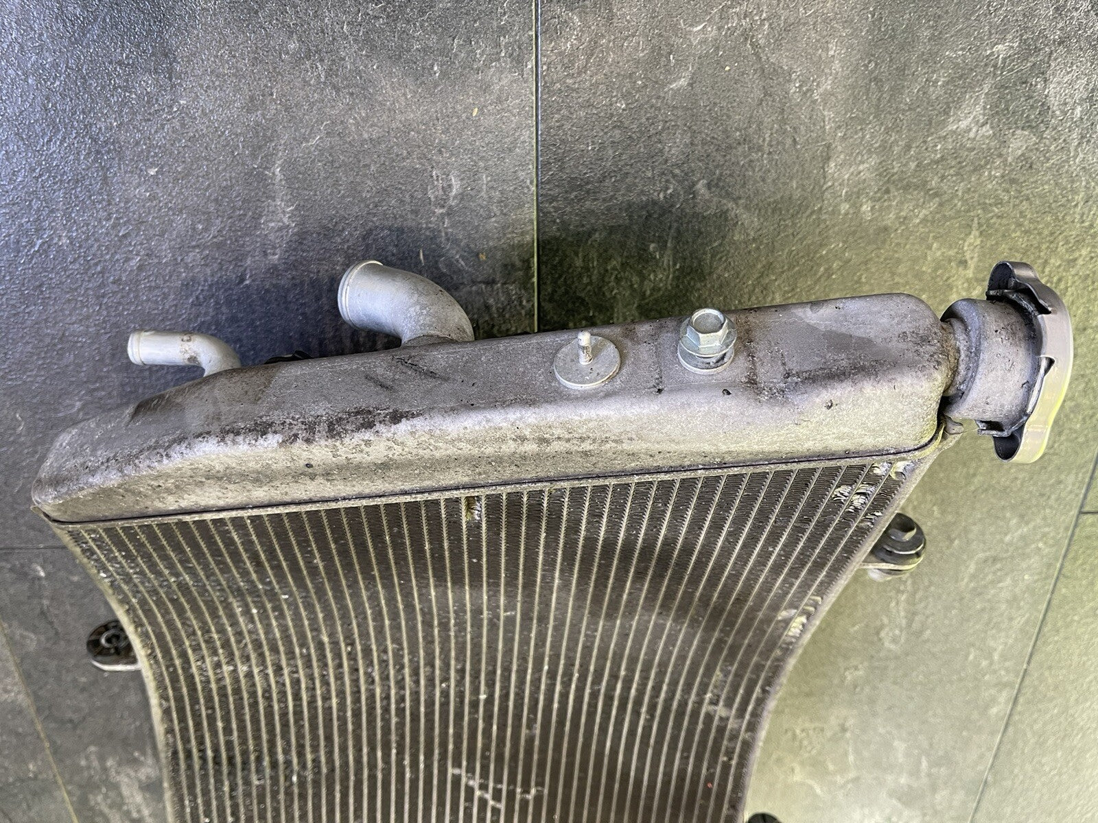 Suzuki GSXR 750 2015 L5 Coolant Radiator & Fan GSXR600 2011-2018 15287 Miles OEM