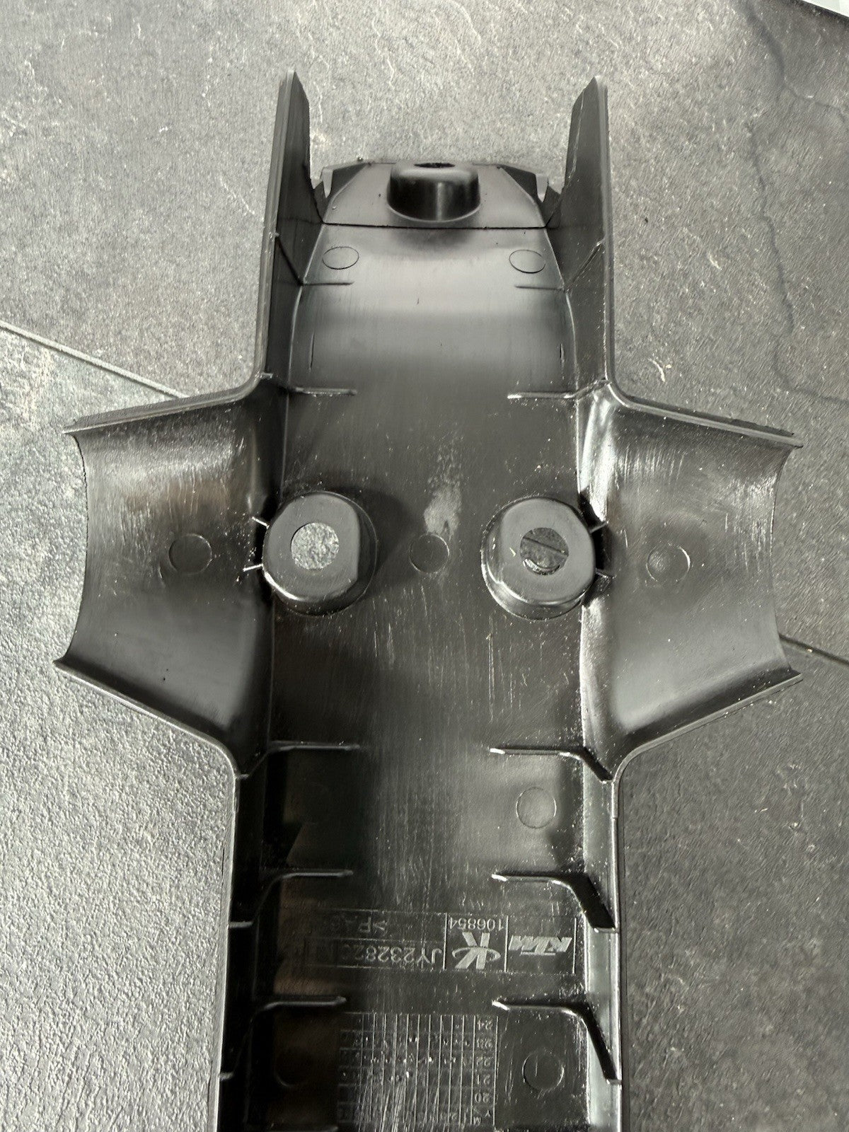 9cff80cf-e621-42eb-95d5-df3d1365bcaa