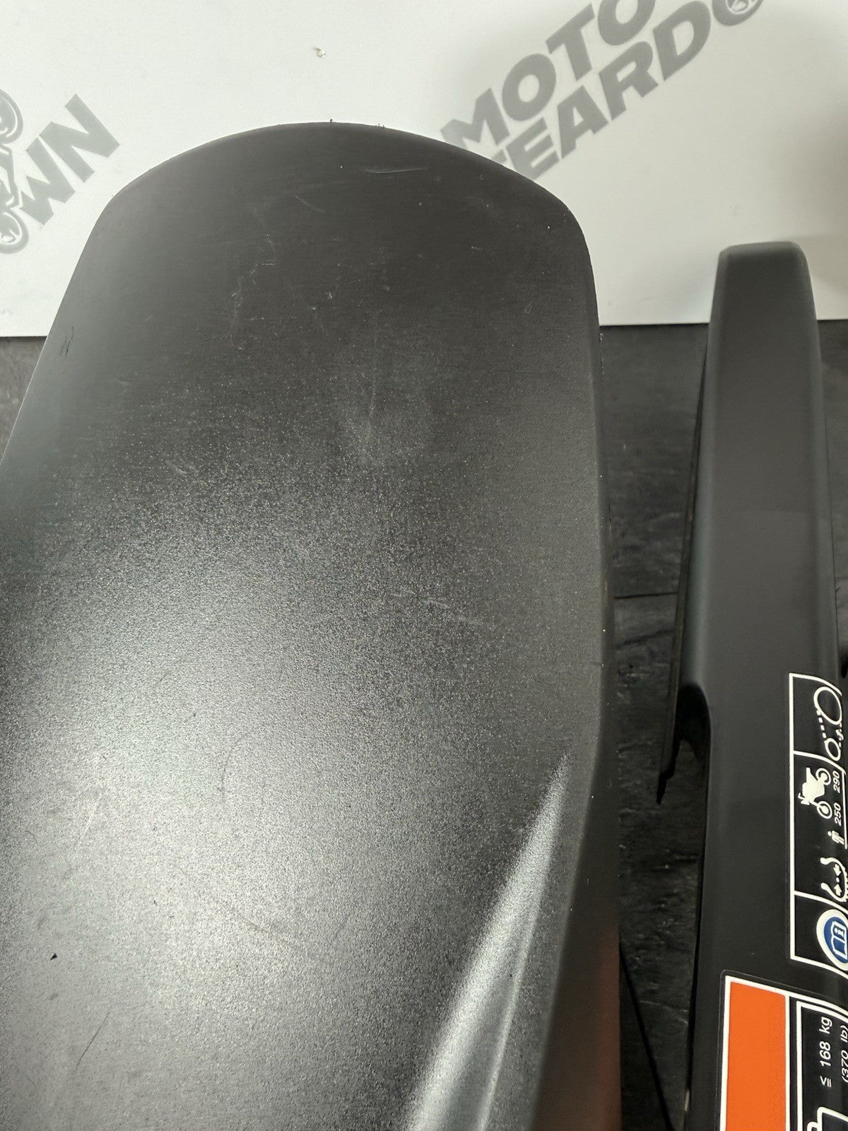 b40f1c7b-f00b-4a43-96b3-750030f6c53c