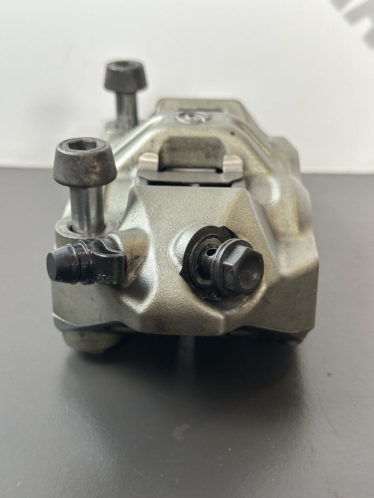 Triumph Speed Triple RS 1050 2018-2020 Brembo front brake calipers pair BREMBO