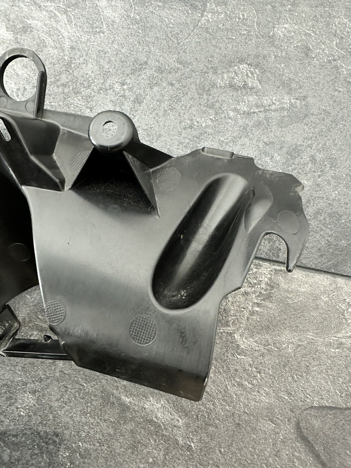 BMW S1000R 2017 EVAP Bracket Radiator Shroud Splash Guard 2018-2021 3534 Miles