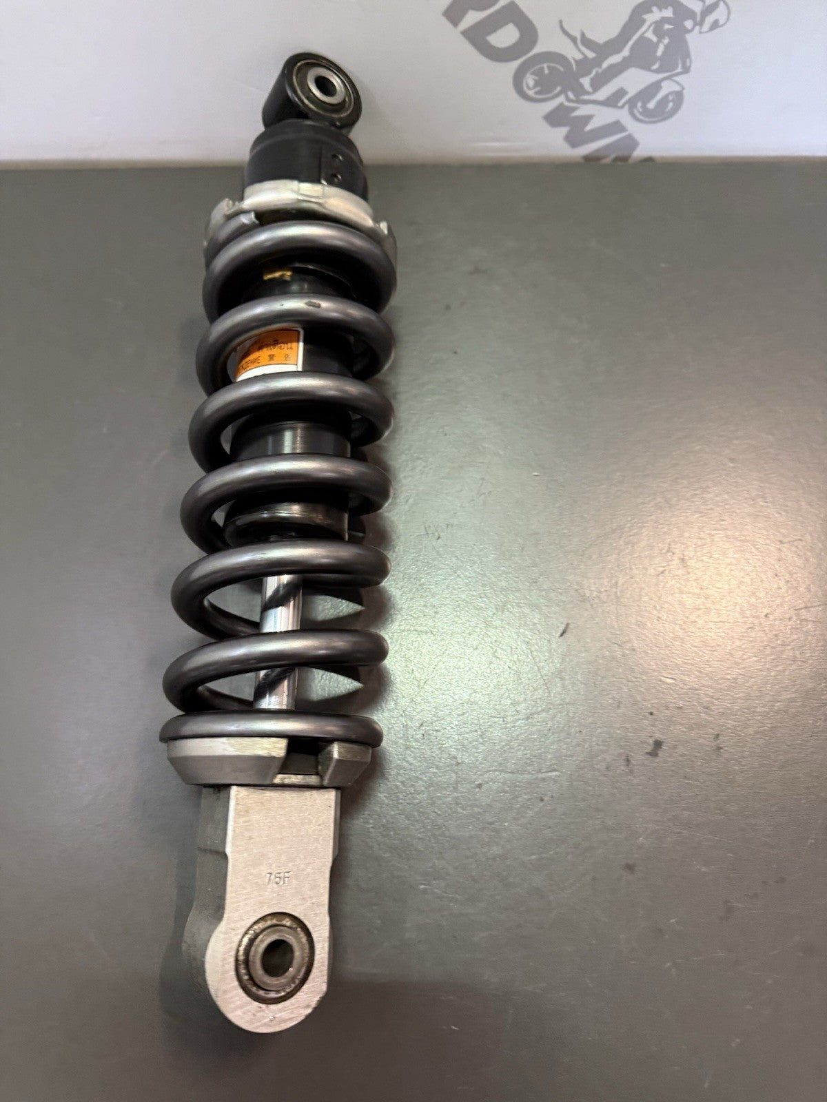 5bf950a9-ae65-4d60-bbe8-d715443bd922