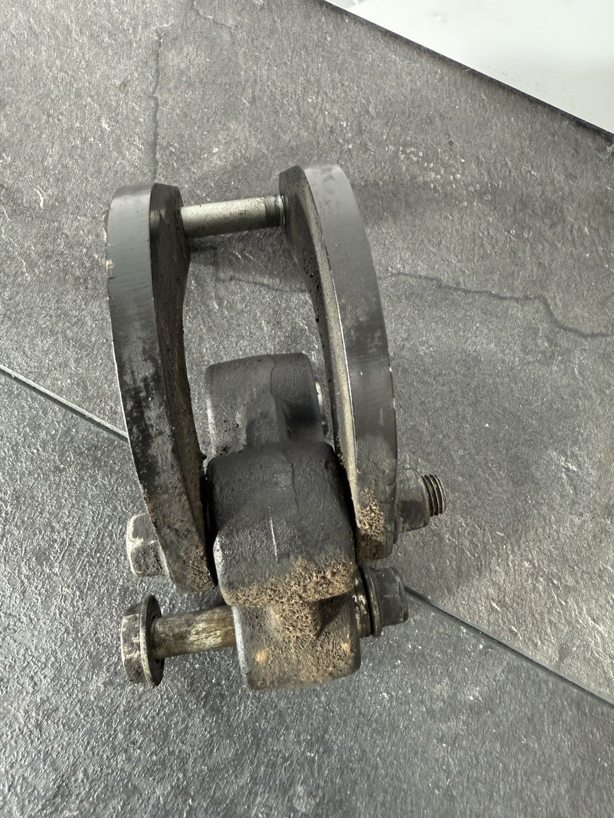 Yamaha YZF R125 R 125 2014 Rear Shock Linkage 26983 Miles 2008-2018 OEM