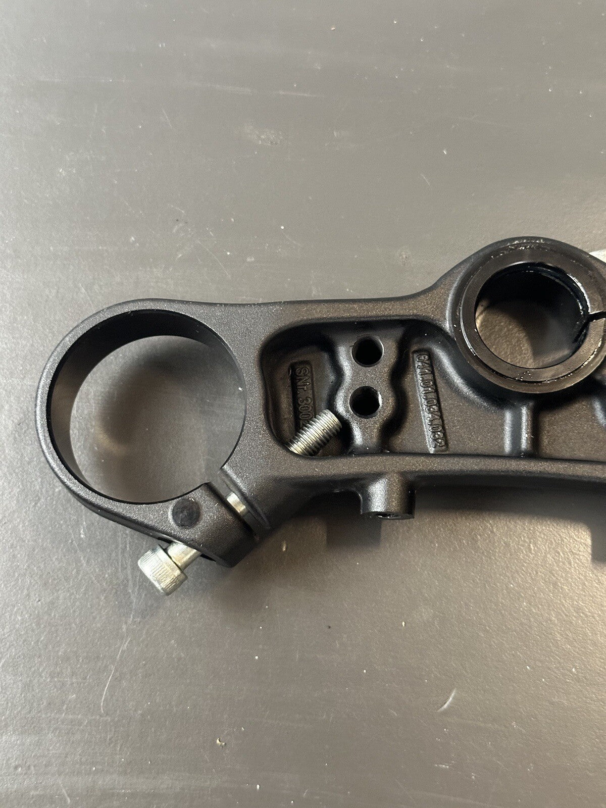 KTM 790 Top Yoke top upper fork yoke Top Yoke Top Fork Clamp 64101034032 OEM