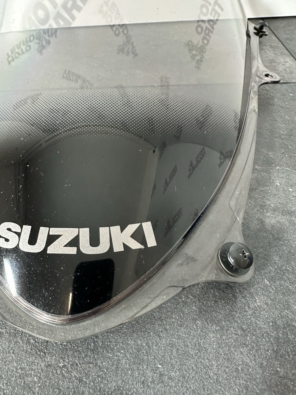 Suzuki GSXR 1000 2014 Screen Wind Screen Windscreen 22774 Miles 2009-2016 OEM