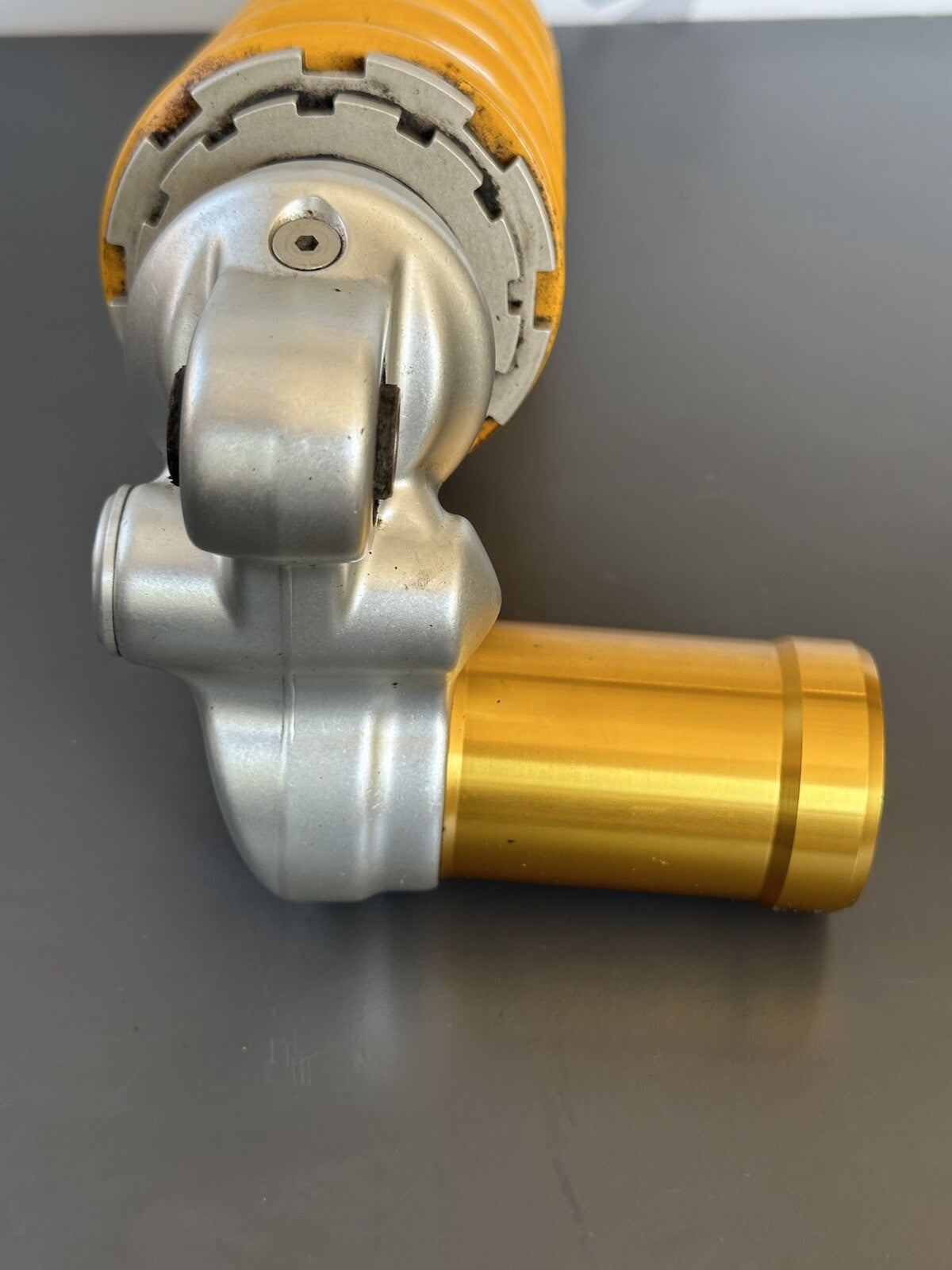 TRIUMPH STREET TRIPLE 765 RS OHLINS REAR SHOCK 2019 - *UK ONLY* 8126m Ohlins
