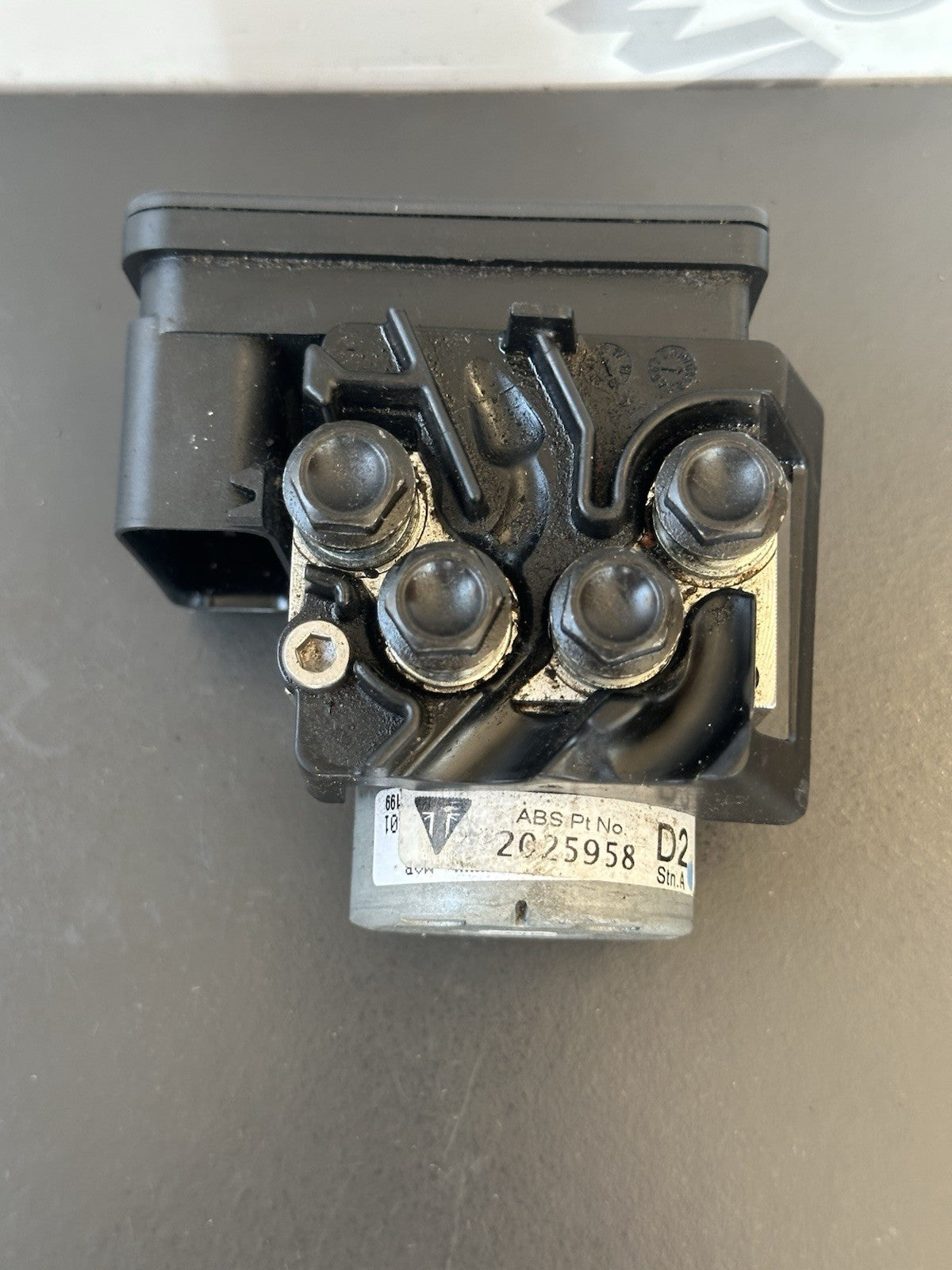 Triumph Street Triple 765 R ABS Pump OEM Triumph Street Triple T2025958 2017-19