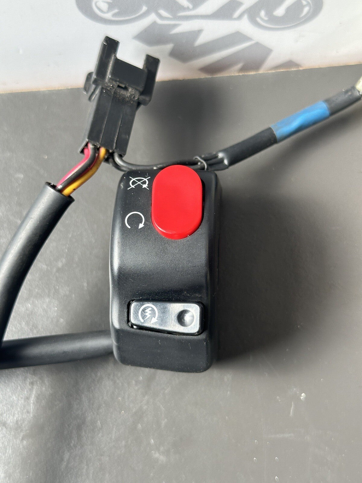 TRIUMPH SPEED TRIPLE 1050 Right Hand Switch Gear 2011-2015