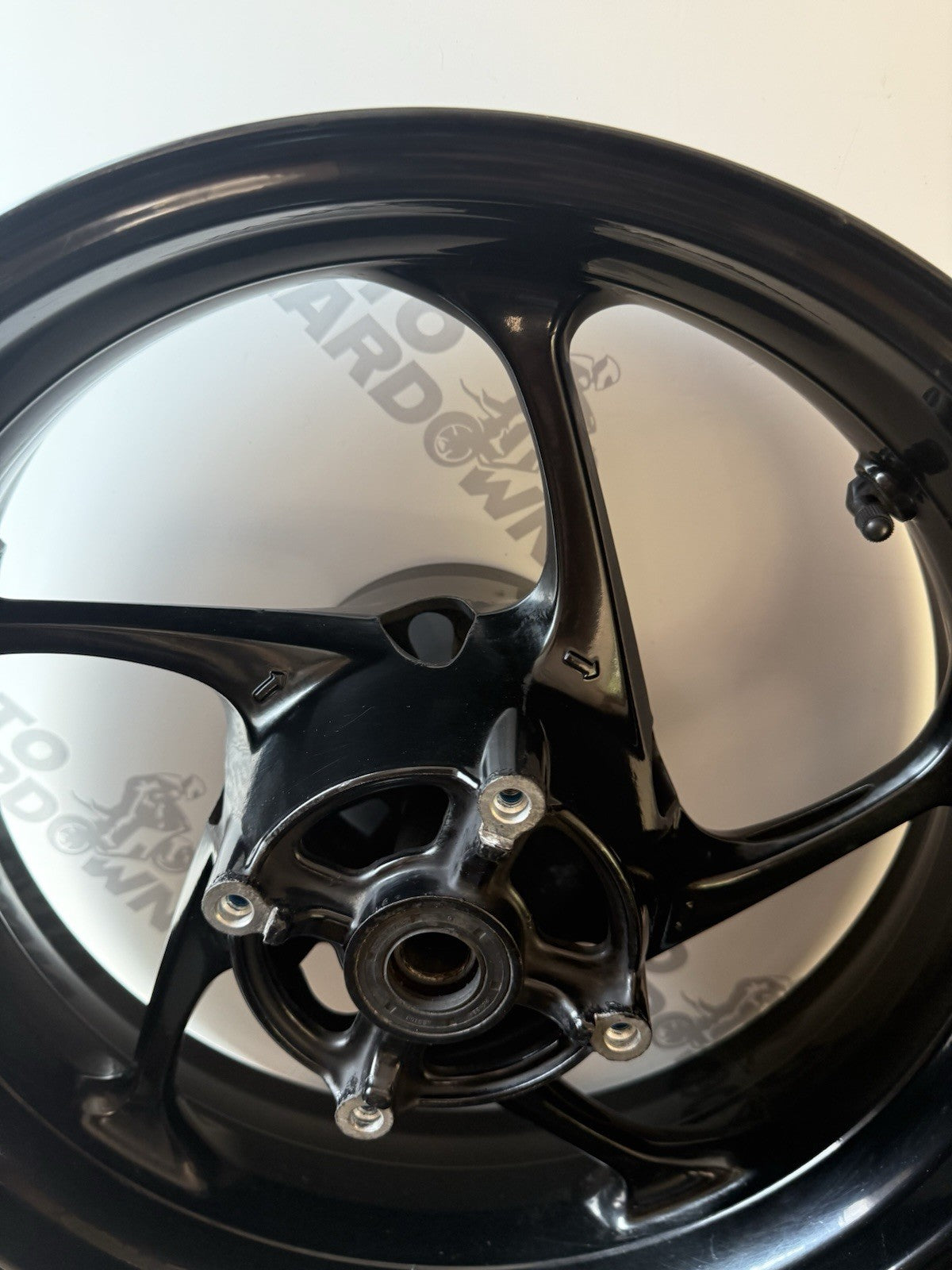 Triumph Trident 660 rear wheel black Rear Rim Rear Wheel 2021-2024 OEM