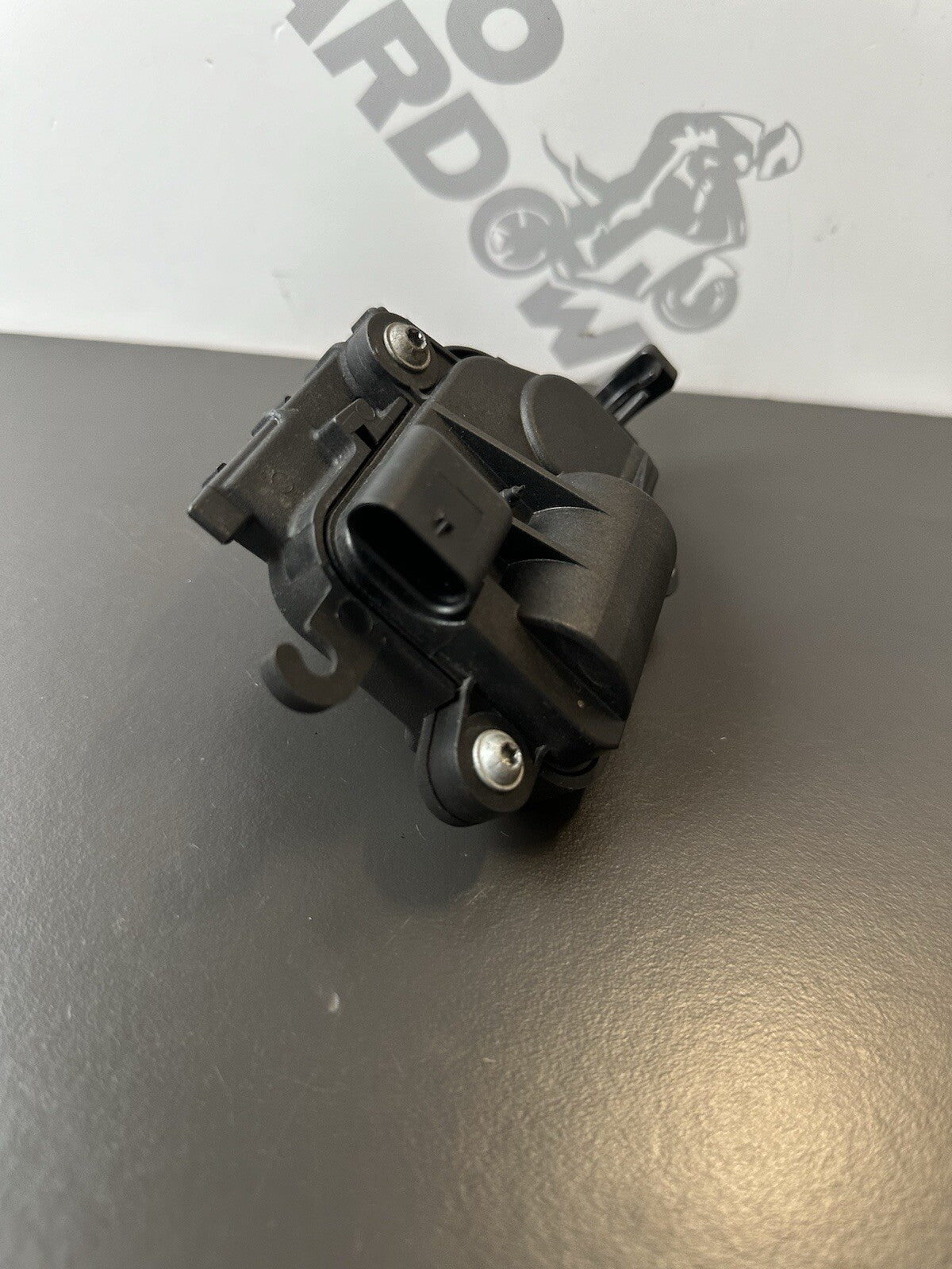 BMW S1000R exhaust valve motor actuator Exhaust Actuator 2014 16,808 Miles OEM