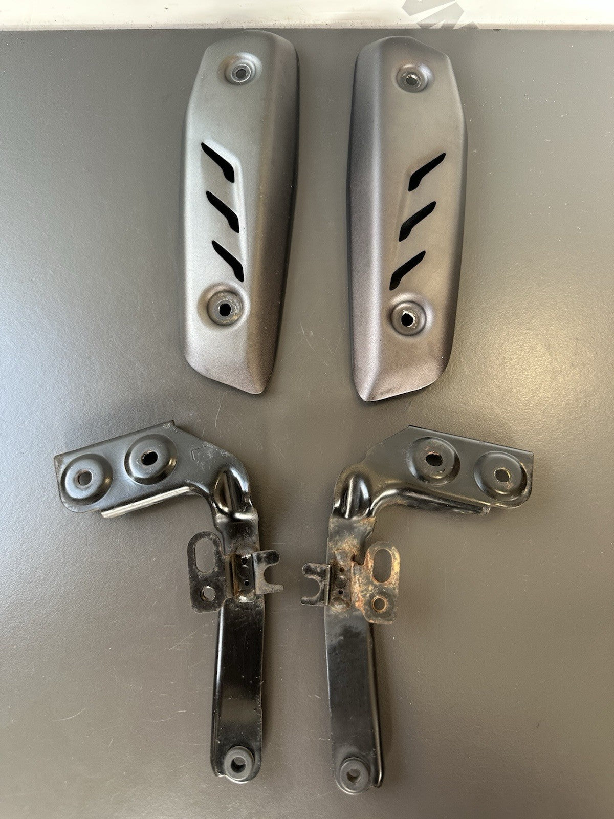 Triumph Street Triple 765RS 765R S Radiator End Plates Brackets 2017-2019 *GREY*