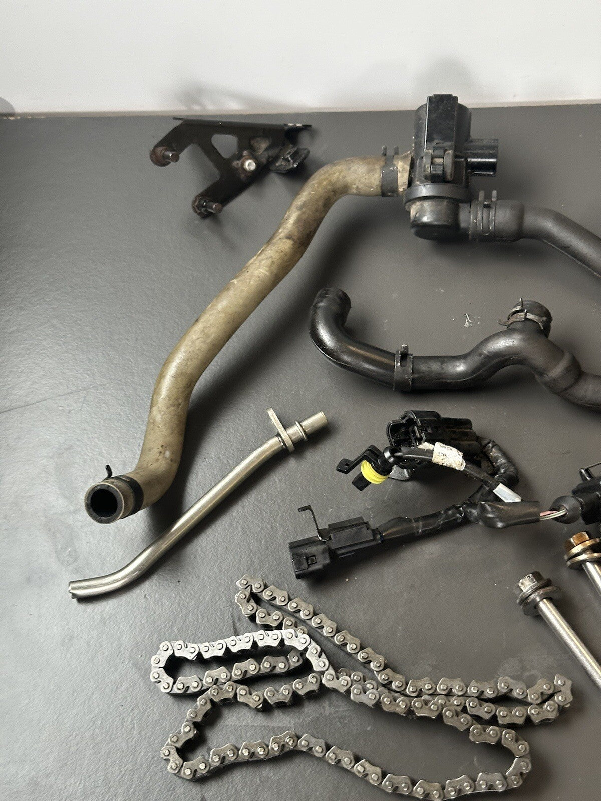 Triumph STREET TRIPLE 675 2013-2016 Engine Internal Bolt Kit Job Lot Engine Bolt