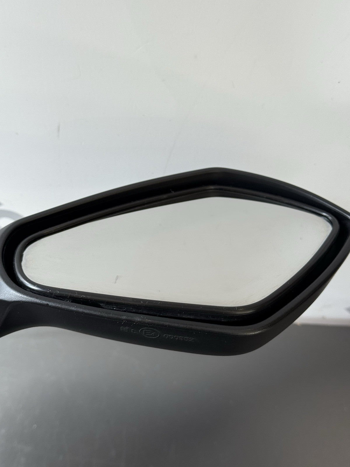 9684fb9d-38e6-490b-a35a-33b59c1e7232