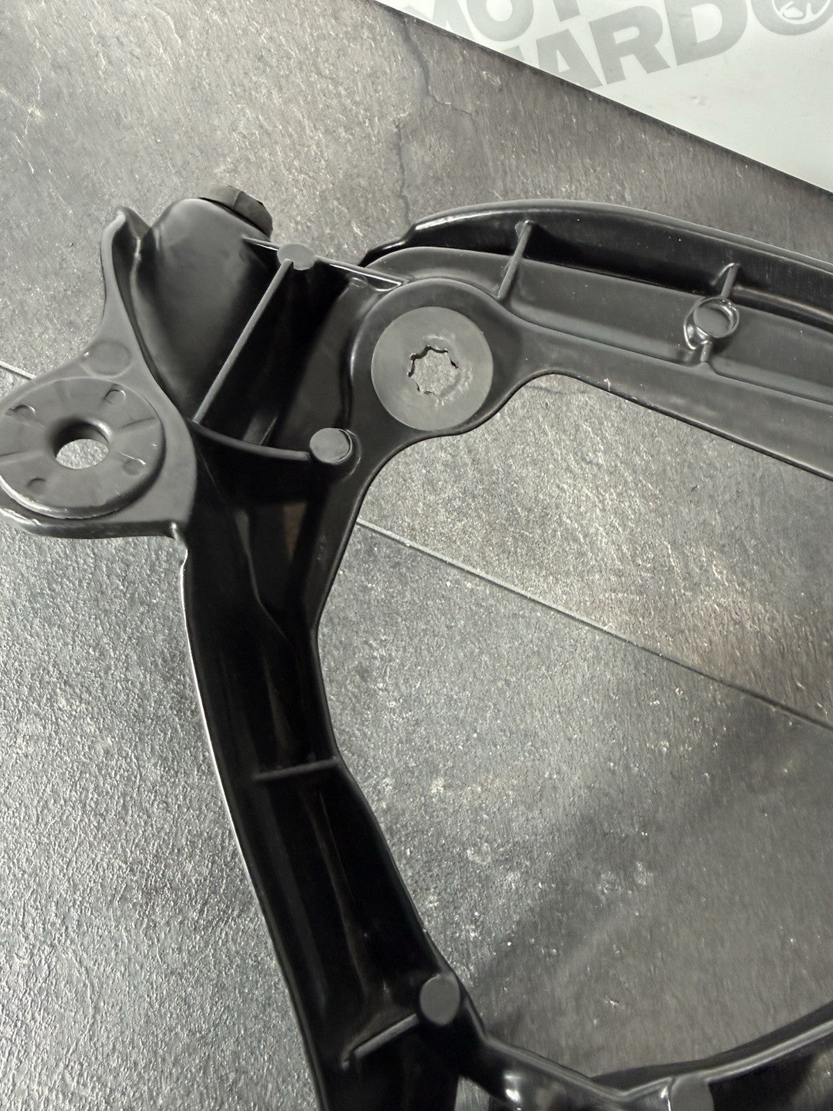 69f5a4c3-d3ca-4255-bb9e-d2ffbde7894b