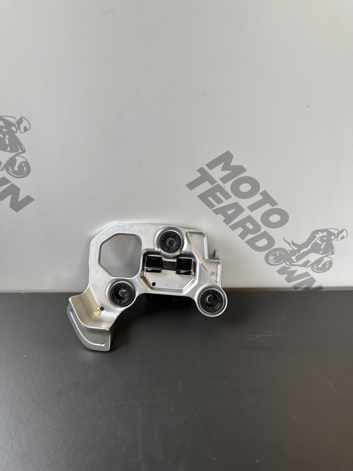 Triumph Street Triple 765 RS Speedo Bracket Clock Bracket Dash Mount Pivot 2017-