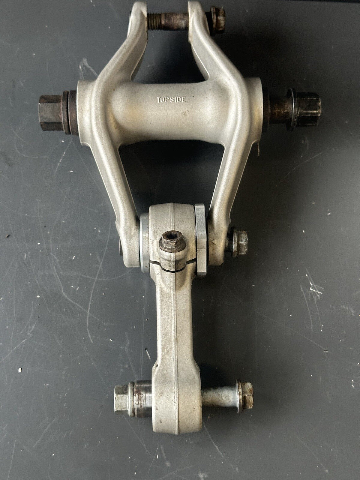 KTM 1190 RC8 rear shock linkage