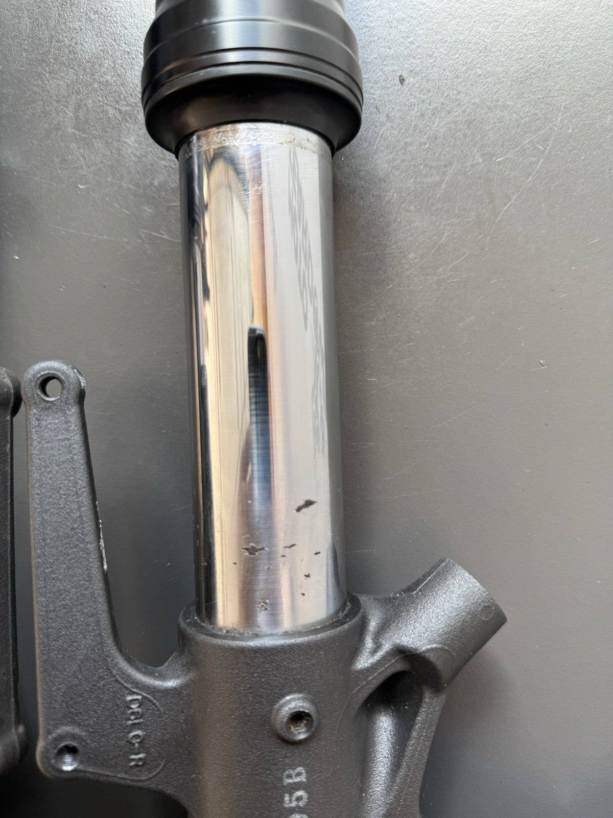 Triumph Street Triple 675R Front Forks Suspension 2008-2011 READ DESCRIPTION