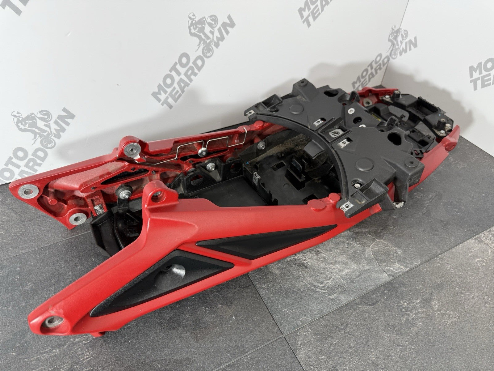 5d399ed7-f139-40c8-8daf-feb344f65a82