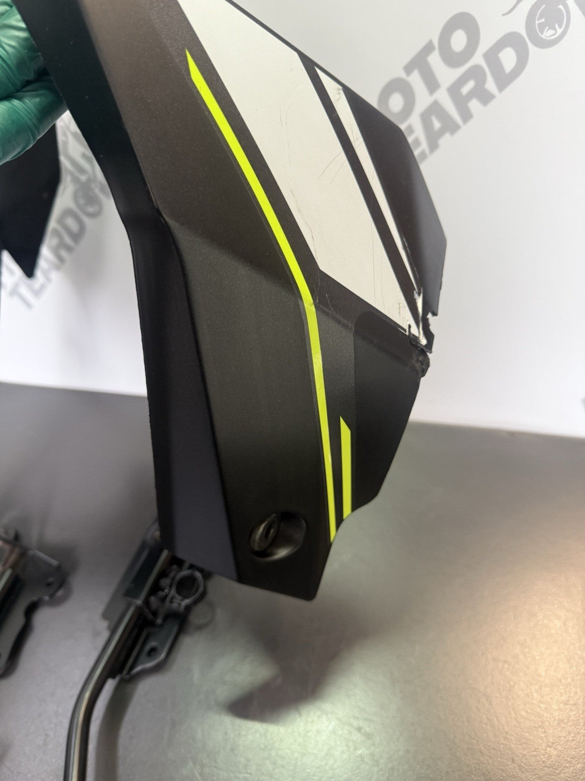 f1e1edc2-1d85-423c-a134-2456ab6b4e45