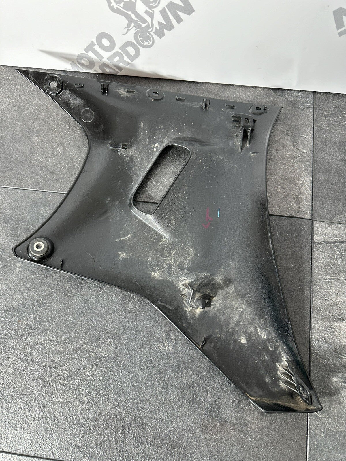 Yamaha R7 690 2024 Left Belly Pan Fairing Panel Only 1784 Mile 2022 2023 OEM
