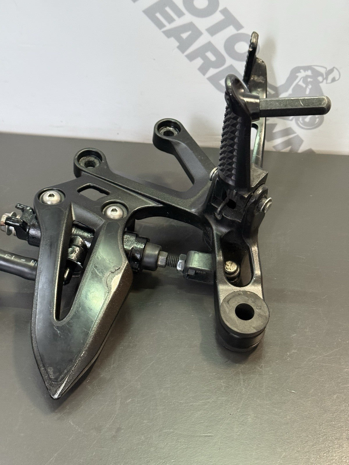 7b0a7f4d-86d8-4c9c-a832-3339a3dd746f